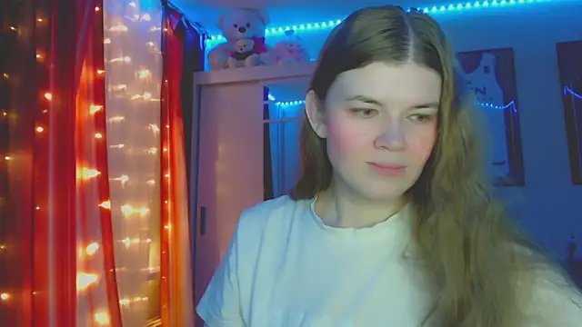 Snapshot of Klementa chatting on November 2025 06:30:02 PM Klementa online show from November 2025 06:30:02 PM