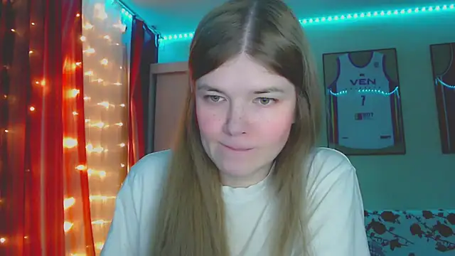 Snapshot of Klementa chatting on November 2025 06:46:02 PM Klementa online show from November 2025 06:46:02 PM