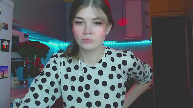 Snapshot of Klementa chatting on February 2025 07:23:01 PM Klementa online show from February 2025 07:23:01 PM