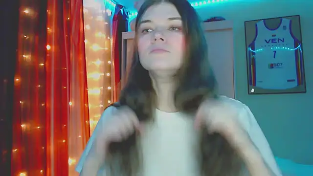 Snapshot of Klementa chatting on December 2025 05:55:02 PM Klementa online show from December 2025 05:55:02 PM