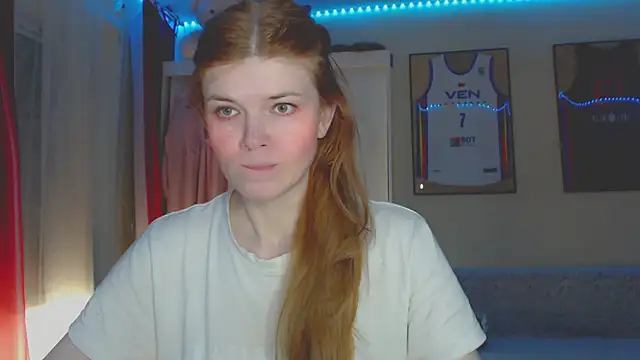 Snapshot of Klementa chatting on July 2026 06:16:02 PM Klementa online show from July 2026 06:16:02 PM