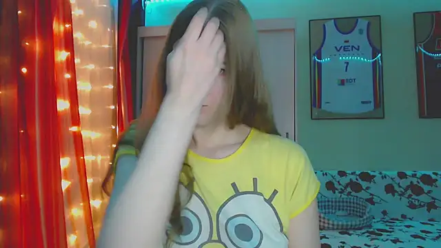 Snapshot of Klementa chatting on November 2025 06:56:02 PM Klementa online show from November 2025 06:56:02 PM