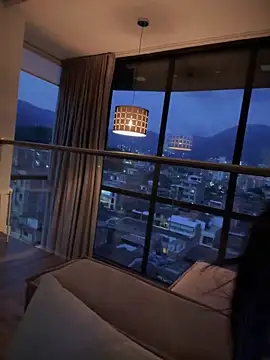 bella parisi online show from February 2026 11:29:02 PM