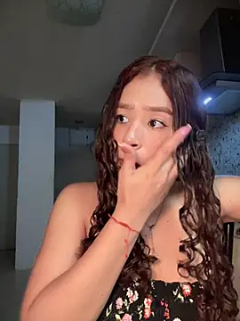 bella parisi online show from March 2025 06:06:02 AM