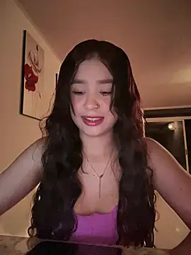 bella parisi online show from January 2025 04:55:01 AM