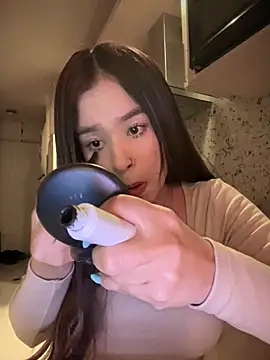 bella parisi online show from January 2025 06:13:02 AM