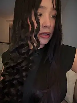 bella parisi online show from February 2026 02:24:01 AM