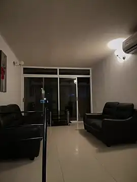 bella parisi online show from March 2025 05:47:01 AM