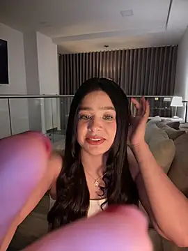 bella parisi online show from February 2026 04:35:01 AM