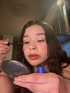 bella parisi online show from February 2025 04:55:01 AM