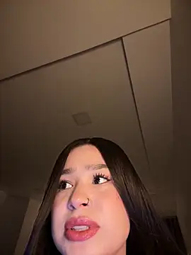 bella parisi online show from February 2026 02:45:02 AM