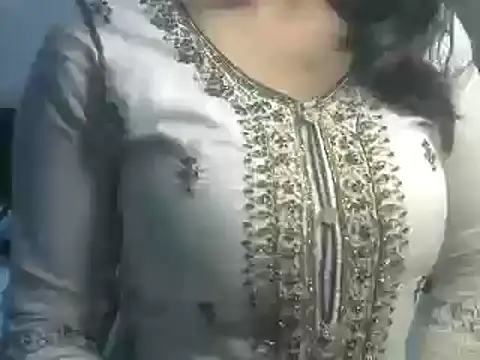 Snapshot of SiaraSiyA chatting on March 2025 06:46:02 PM SiaraSiyA online show from March 2025 06:46:02 PM