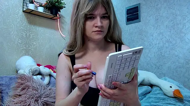 Bunny Jolly online show from October 2025 12:23:02 AM