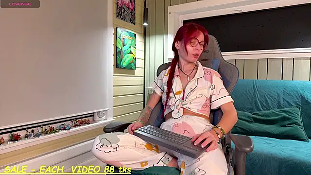 SandyChris online show from February 2026 04:52:02 AM