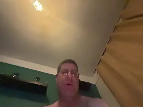 bigboy6880 online show from February 2026 06:13:02 AM