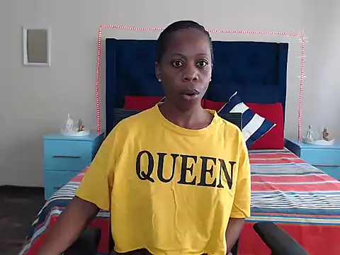 QUEENMANDYY online show from March 2026 06:27:01 AM