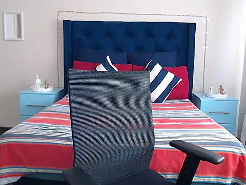 QUEENMANDYY online show from March 2026 05:50:01 AM