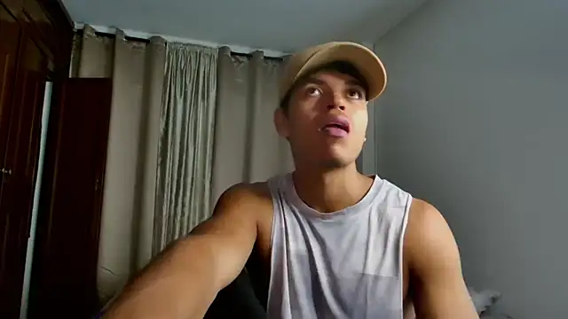 Snapshot of Jhon_wich chatting on May 2026 04:06:02 PM Jhon wich online show from May 2026 04:06:02 PM