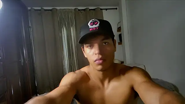 Snapshot of Jhon_wich chatting on June 2026 06:40:01 PM Jhon wich online show from June 2026 06:40:01 PM