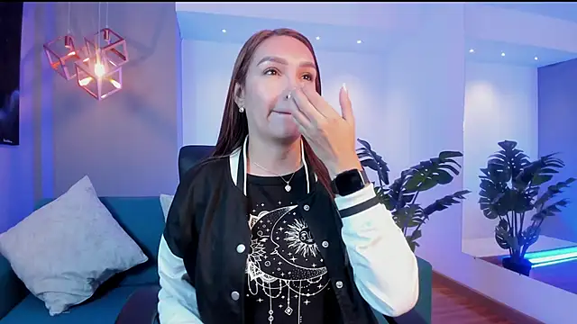 Snapshot of miataylorr1 chatting on February 2026 11:32:01 AM miataylorr1 online show from February 2026 11:32:01 AM