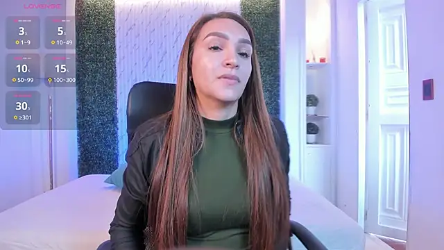 miataylorr1 online show from October 2025 11:58:02 AM