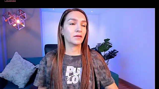 miataylorr1 online show from April 2026 11:45:01 AM