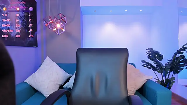 miataylorr1 online show from October 2025 11:42:02 AM