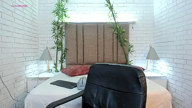 miataylorr1 online show from March 2025 12:57:02 PM