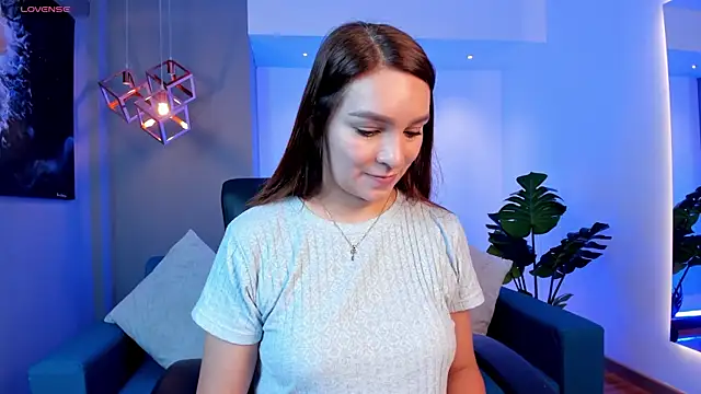 miataylorr1 online show from May 2026 12:37:02 PM