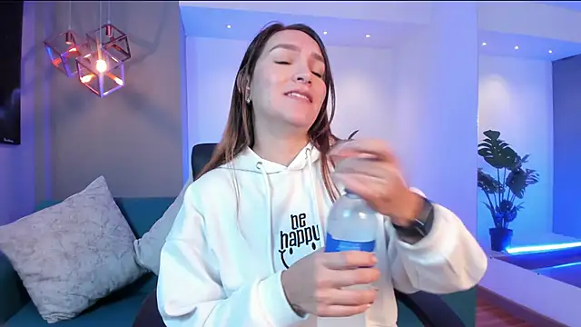 Snapshot of miataylorr1 chatting on February 2026 11:48:01 AM miataylorr1 online show from February 2026 11:48:01 AM