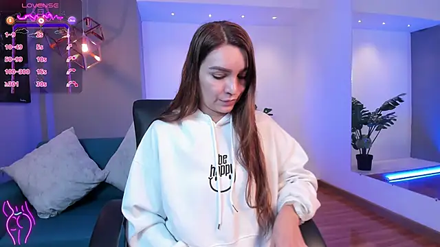 miataylorr1 online show from November 2025 12:09:01 PM