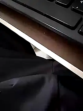 shiiank online show from April 2026 01:38:02 PM