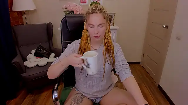  fiona Love online show from January 2026 08:40:02 PM