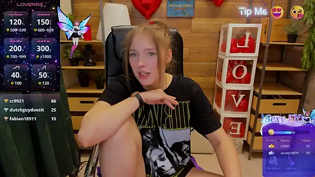 Snapshot of _fiona_Love chatting on March 2025 01:10:01 AM  fiona Love online show from March 2025 01:10:01 AM