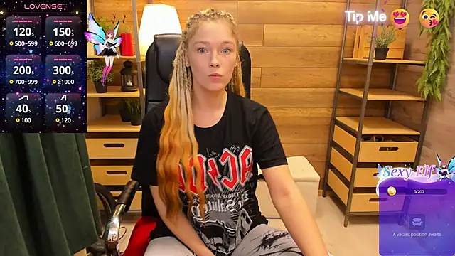 Snapshot of _fiona_Love chatting on January 2025 07:28:01 PM  fiona Love online show from January 2025 07:28:01 PM