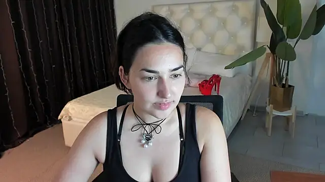 CeceliaJohnson online show from June 2026 06:11:01 AM