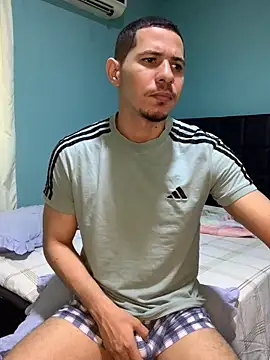 Snapshot of steven_clain chatting on January 2025 04:09:01 PM steven clain online show from January 2025 04:09:01 PM