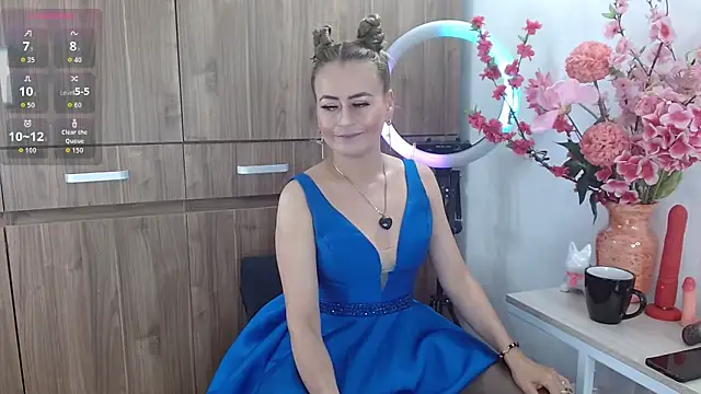 magenta maturr online show from October 2025 07:58:01 PM