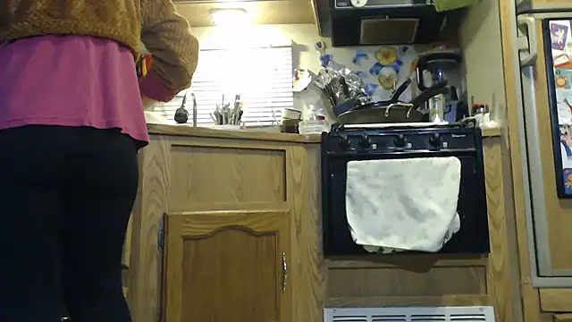 Snapshot of sexyinpantyhose chatting on December 2024 04:55:01 AM sexyinpantyhose online show from December 2024 04:55:01 AM