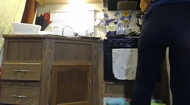 Snapshot of sexyinpantyhose chatting on December 2024 05:42:01 AM sexyinpantyhose online show from December 2024 05:42:01 AM