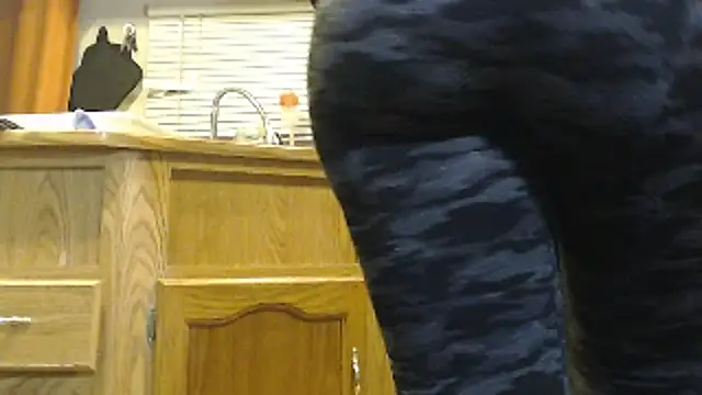 Snapshot of sexyinpantyhose chatting on January 2025 07:07:01 AM sexyinpantyhose online show from January 2025 07:07:01 AM