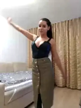 baby sweet girl  online show from May 2026 09:45:01 PM