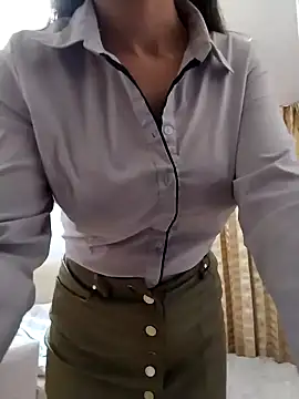 Snapshot of baby_sweet_girl_ chatting on February 2025 10:15:02 PM baby sweet girl online show from February 2025 10:15:02 PM