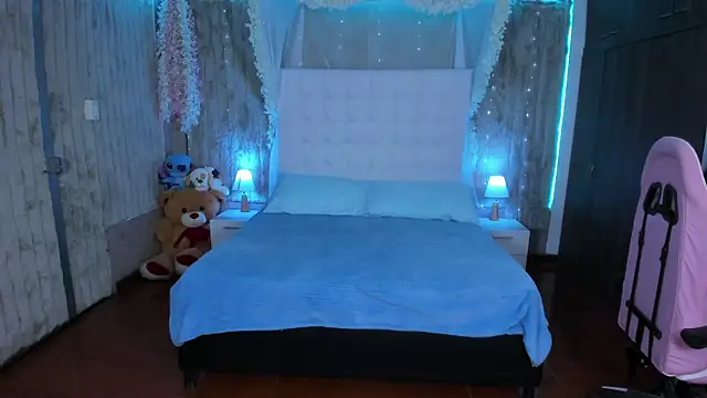 floryn susana online show from March 2026 09:27:01 PM