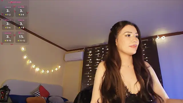 Snapshot of SoeTheReal chatting on November 2025 03:12:02 PM SoeTheReal online show from November 2025 03:12:02 PM