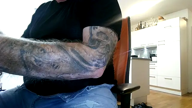 crazylemy online show from October 2025 06:25:01 AM