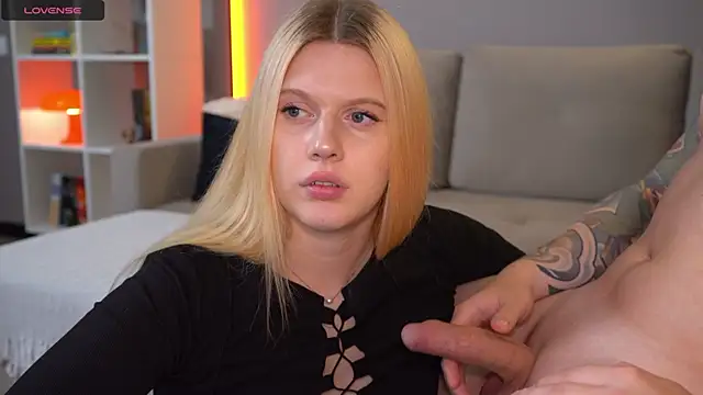MissJuliya online show from July 2026 03:01:02 PM
