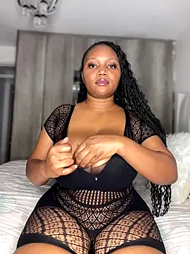 Hyra Ari online show from November 2025 06:13:01 AM