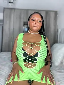 Hyra Ari online show from December 2025 01:59:02 PM