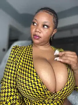 Hyra Ari online show from February 2026 12:35:02 AM